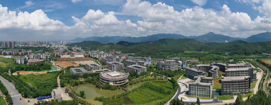 清远职业技术学院(李思靖 摄)广东南华工商职业学院(江元威 摄)在原有