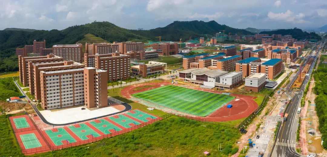 广东科贸职业学院(邱炜民 摄)广东建设职业技术学院(邱炜民 摄)广东