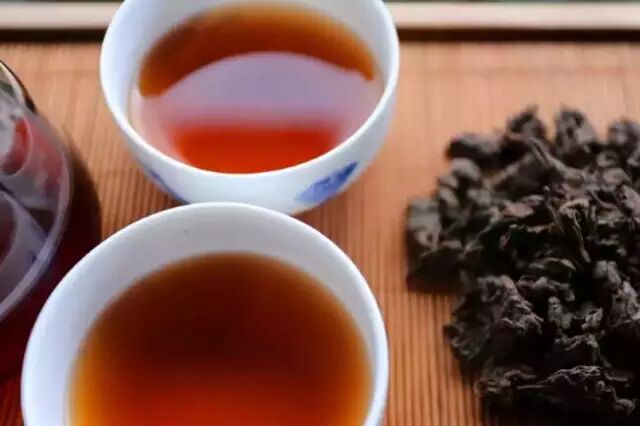 父亲节，一定要告诉爸爸喝安化黑茶健康长寿的秘诀到底是什么？