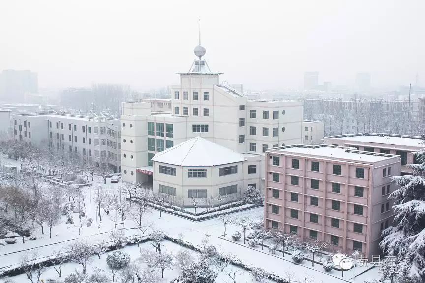 我们也衷心祝愿 临沂大学费县分校更快更好的发展!加油!