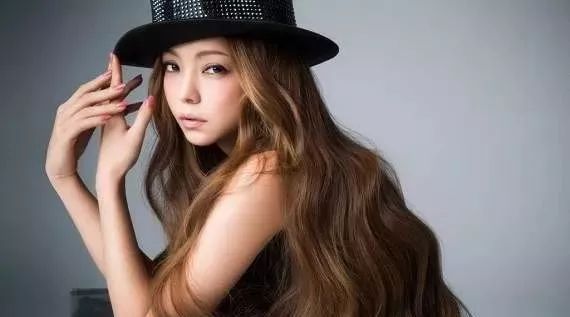 福利 I 安室奈美惠引退,歌姬时代的荣光难再