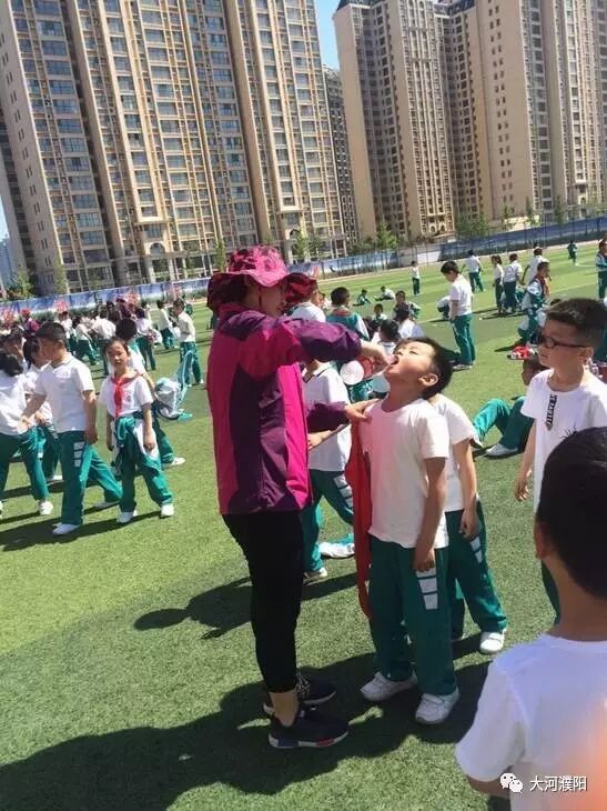 二连浩特属于市还是县_濮阳县属于哪个市_阿荣旗属于县还是市