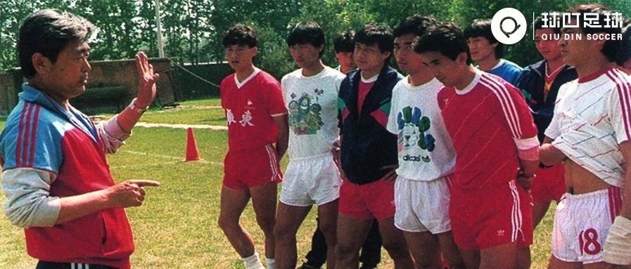 毫不夸张的说，一位中国人改变了日本足球