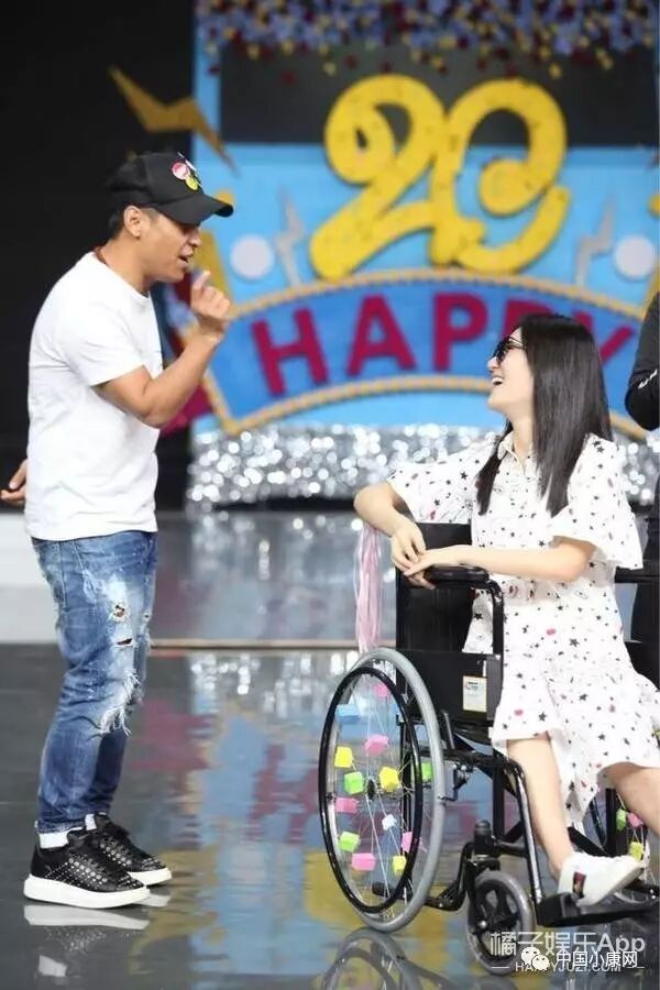 【明星】谢娜否认怀孕传闻 谢娜缺席《快本》有何隐情?谢娜道出不生子内幕-怀孕期