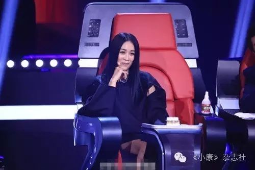 【娱乐】新歌声那英战队五强揭晓 饶舌女万妮达尴尬忘词(...