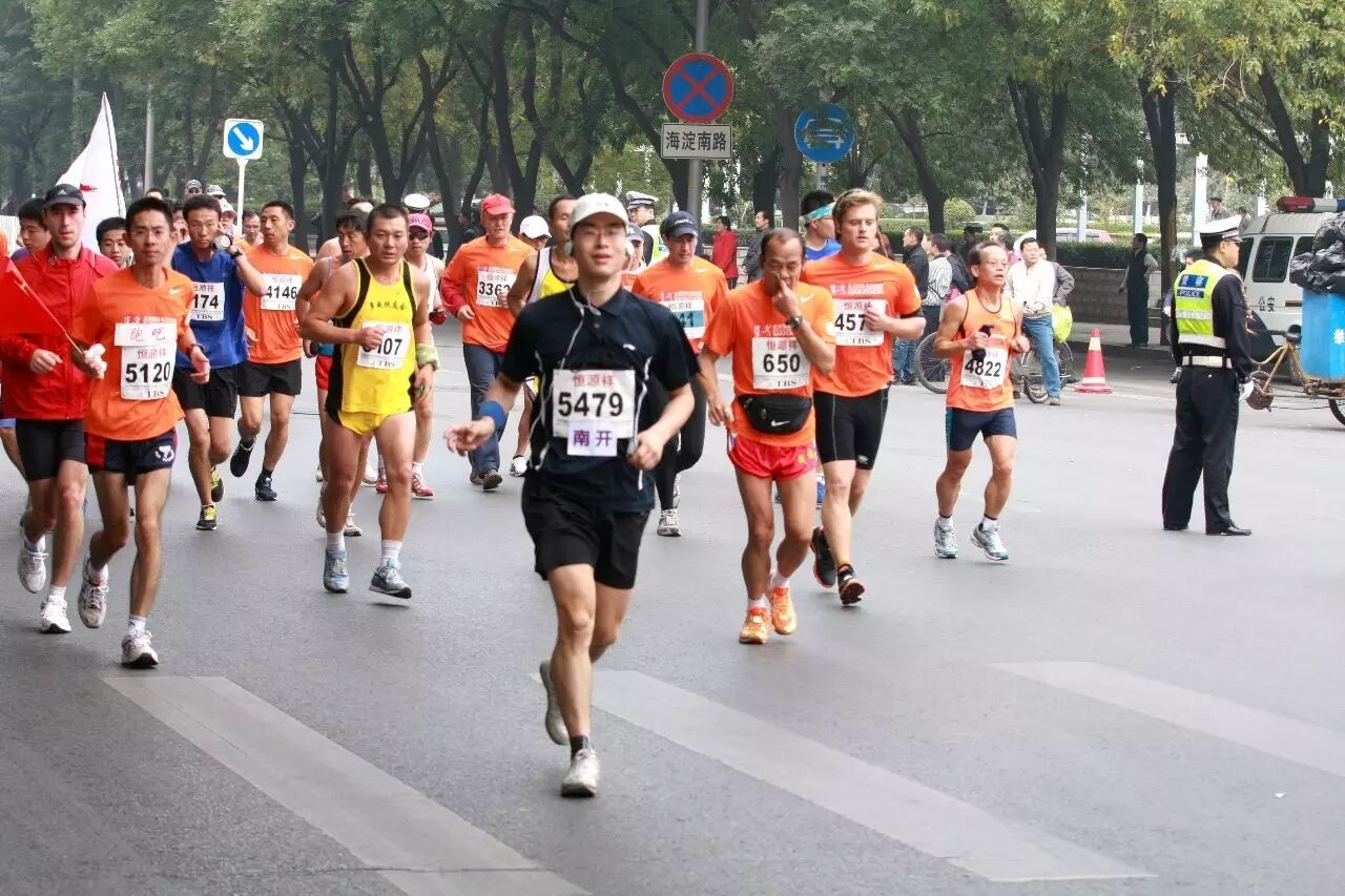 跑前必要准备  告诉你冬季如何舒舒服服的跑