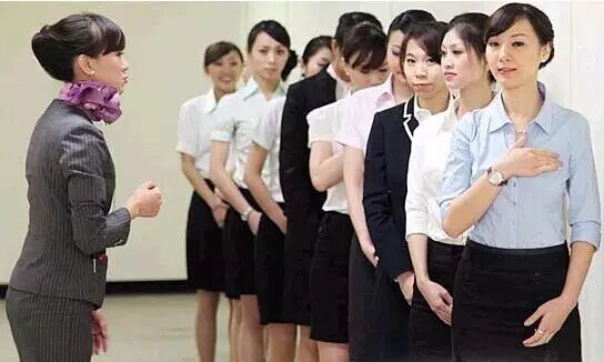 美容院院长够power，美容师才好追随