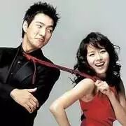 两个文盲的微信聊天!笑翻千万人,差点笑怀孕了~