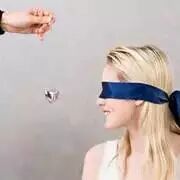 两个文盲的微信聊天!笑翻千万人,差点笑怀孕了~