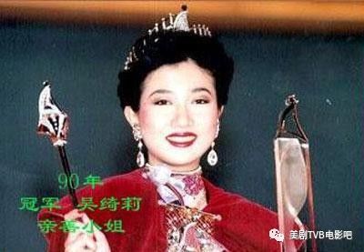 成龙终于承认小龙女,百亿遗嘱:房祖名独享大半,女儿将衣食无忧