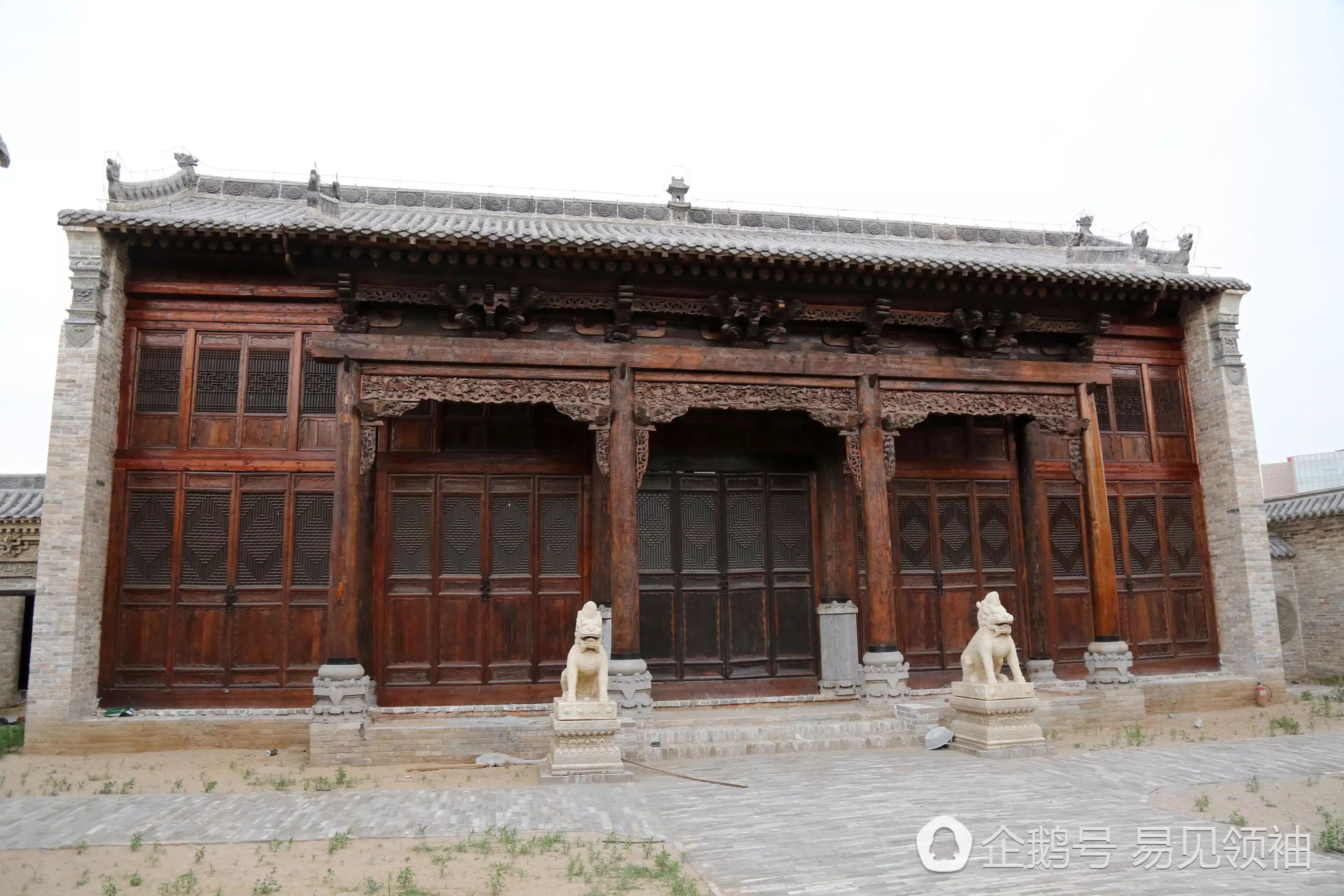 院内的一处房子已经建成