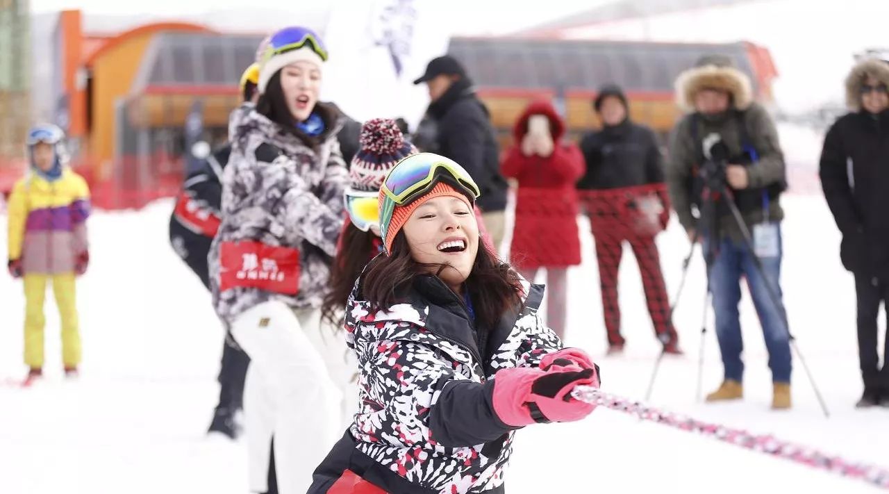 沙宝亮雪场打脸江一燕“滑雪我是专业的!”