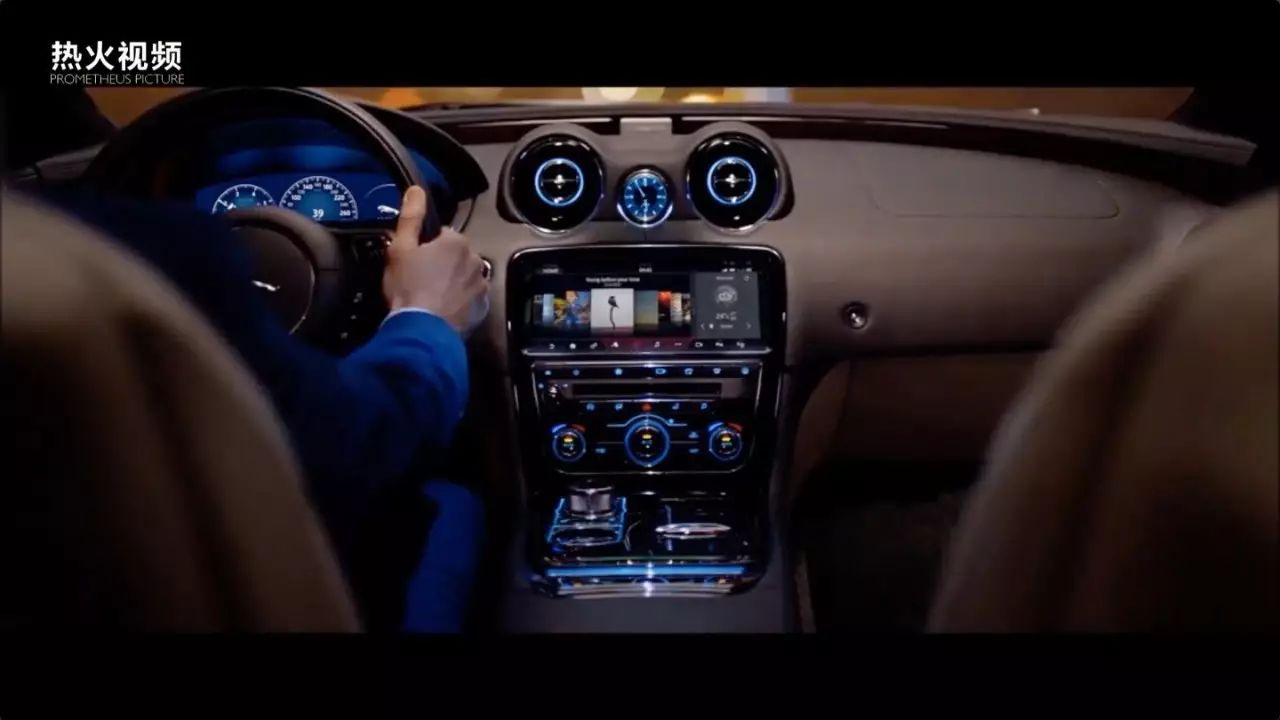 近日,有外媒曝光了一段捷豹新款xj的视频,新车有哪些升级和变化呢?