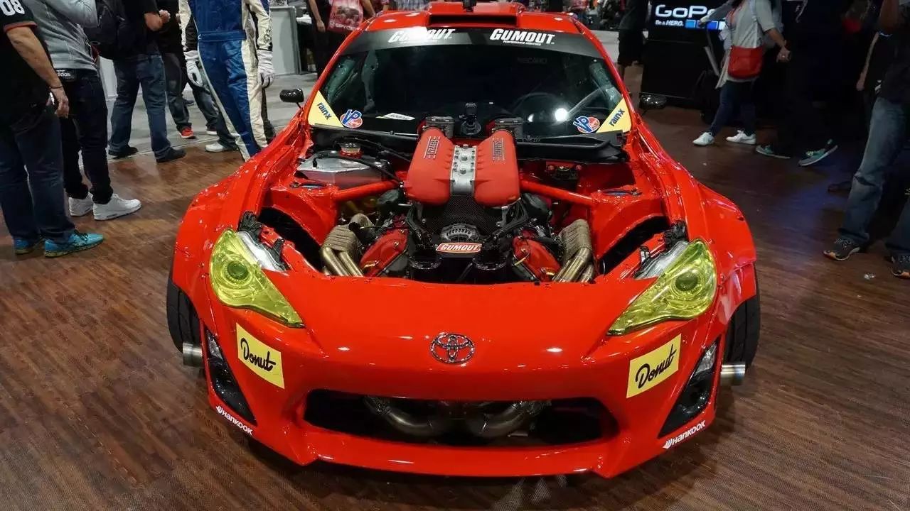 当一台v8发动机塞进了丰田86 会爆缸吗?