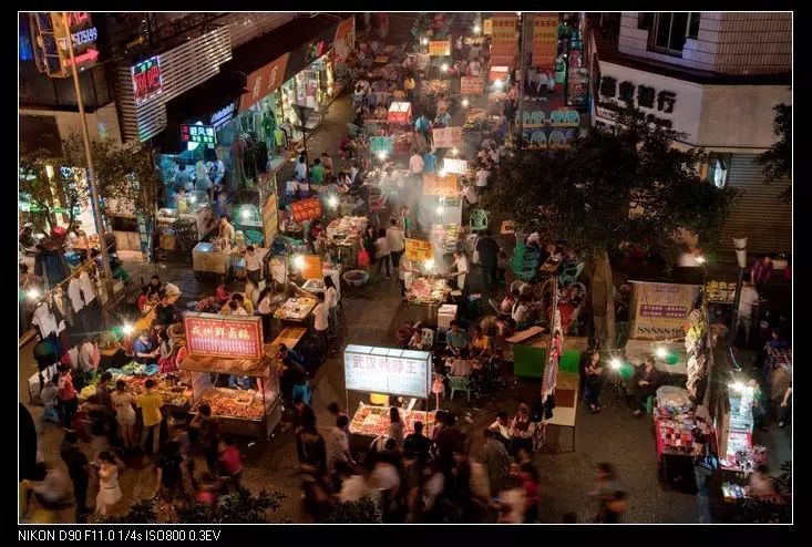 宜宾东街夜市,奇葩,落后,还是情怀?