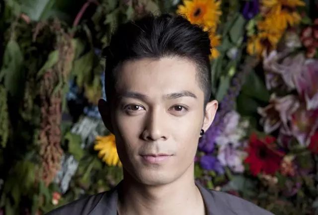 港台男歌手·—周柏豪