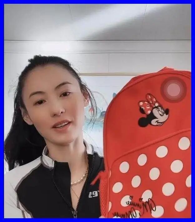 小王子侧面照