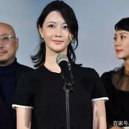 高密美女主演的电影荣获最受观众欢迎奖!吸尽外媒眼球