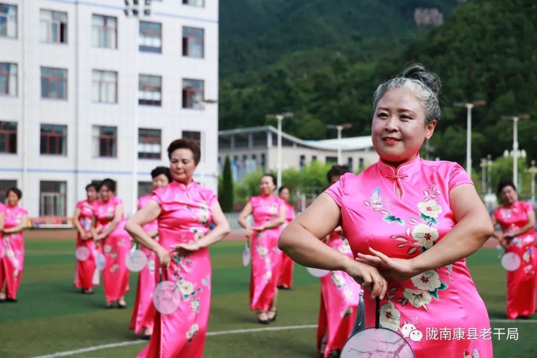 最美夕阳红,创新老年大