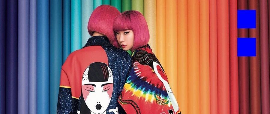 作为David Bowie的御用服装设计师,他回来了