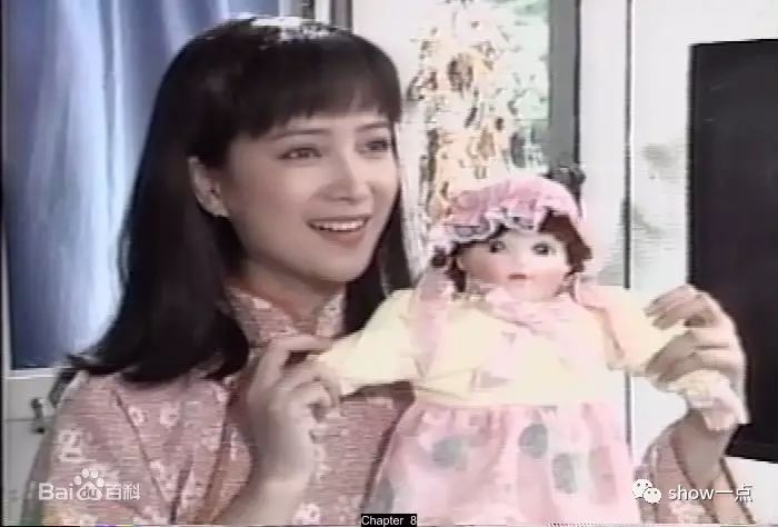 许亚军和何晴是在1995年合作电视剧《风荷怨》时擦出火花的▼▼▼
