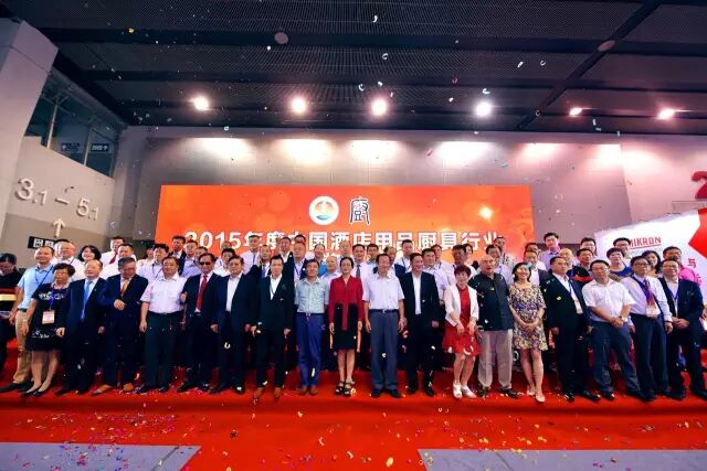 燃氣烤爐,旋轉爐,熱風循環爐,冷凍醒發箱,起酥機,組合爐-賽思達-世界級烘焙設備品牌