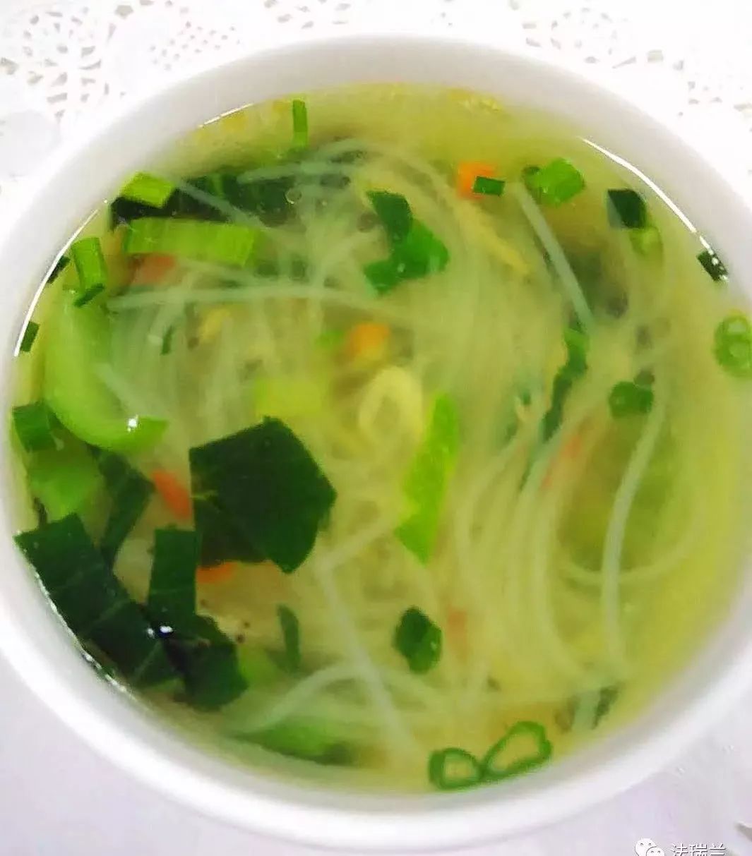 青菜虾皮粉丝汤