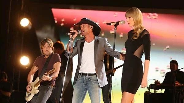 Taylor Swift、Tim McGraw《Highway Don't Care》高速公路不在乎