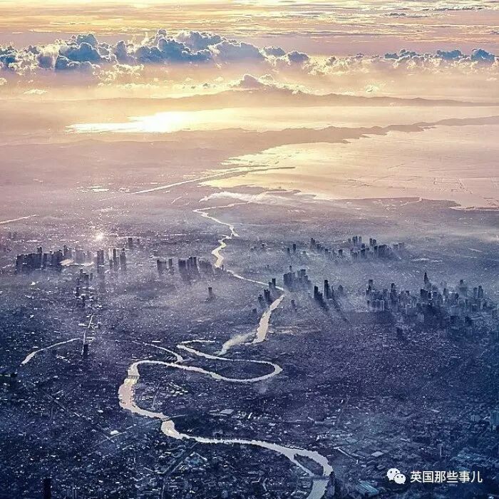 14岁黑银行30岁赚5.8亿美金 如今别人创业 他退休