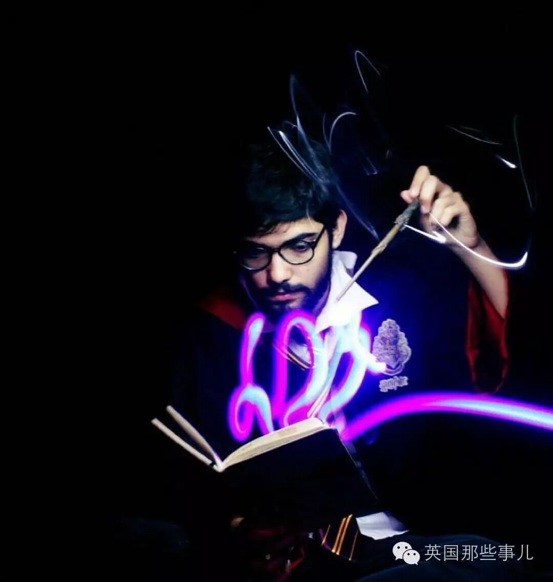 全世界哈迷已疯!罗琳亲自挑了一波网友的万圣装扮