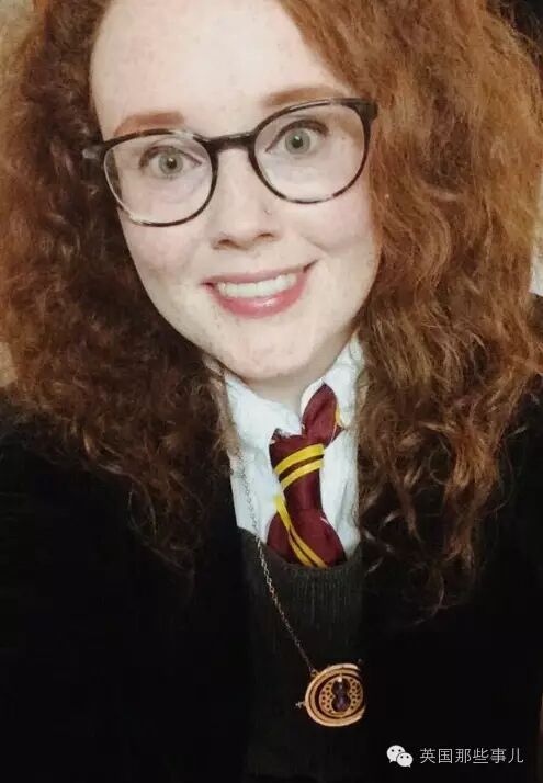 全世界哈迷已疯!罗琳亲自挑了一波网友的万圣装扮