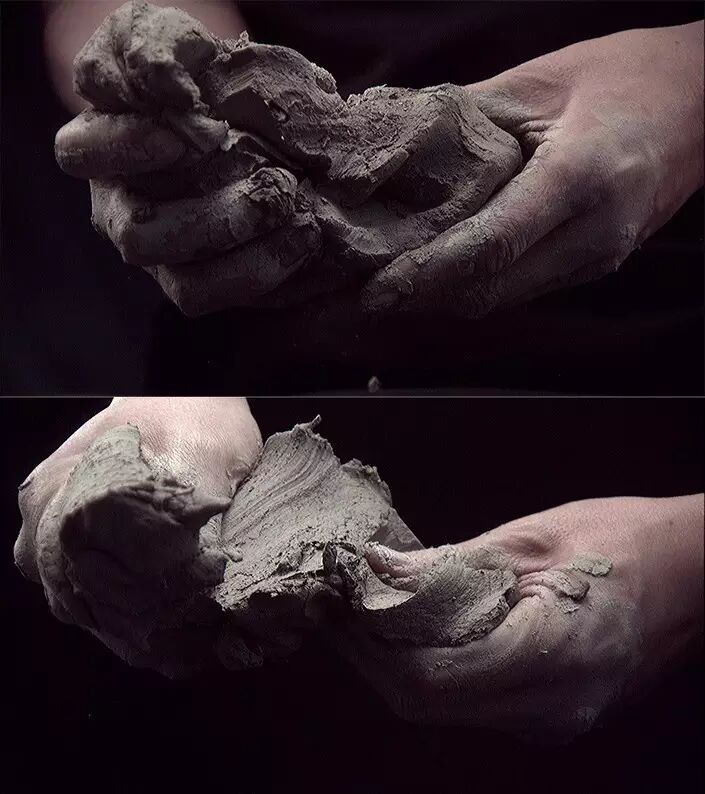 隋建国录像作品《肉身成道》，艺术家捏握泥土的每一个发力瞬间均被高速摄影机记录下来，佩斯北京供图