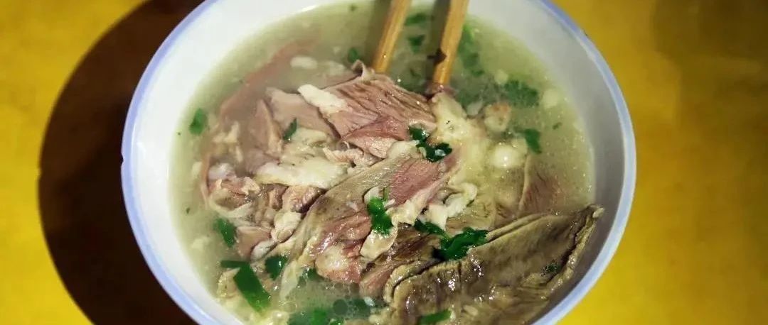 这些藏在街头的「汤馆子」，温暖了无数郑州人的胃。