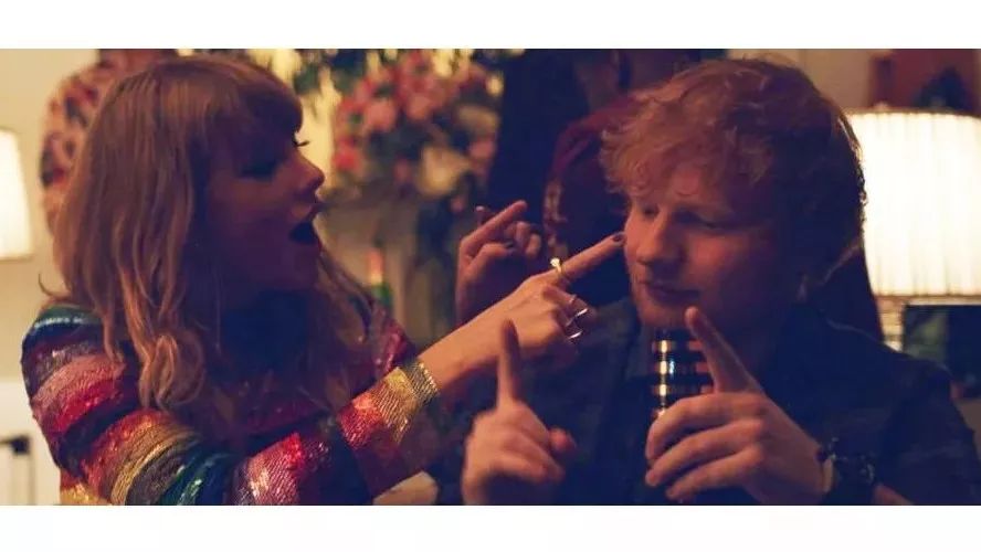 Taylor联手Ed Sheeran新单曲《End Game》MV首播,好一出黄霉戏惹.
