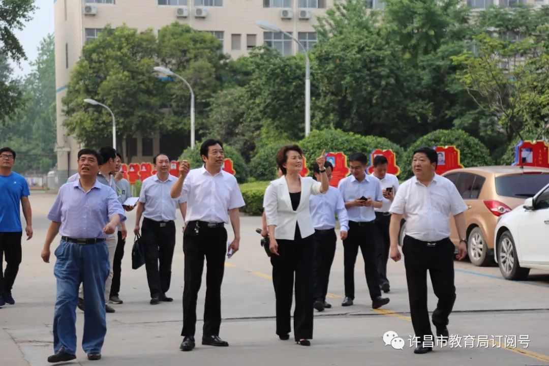 许昌实地(南高中)高中v实地秋装校区男生外套图片