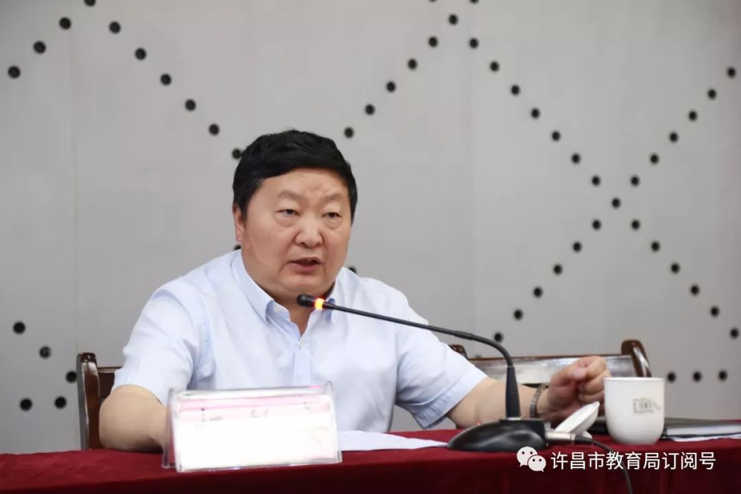 召开学习后,在绵竹高中议室观摩了许昌市教育局2018年高中学校精品招生许昌图片