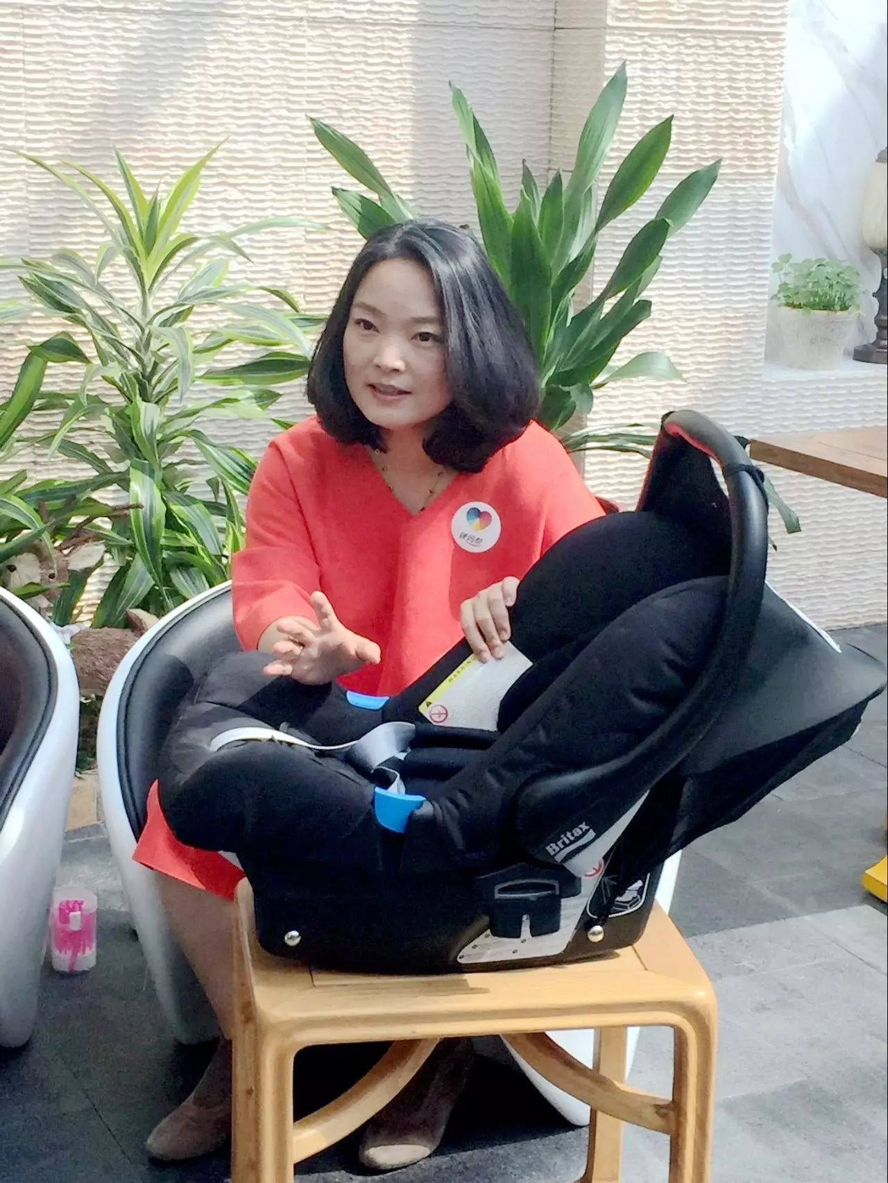 美國(guó)月子怎么去_美國(guó)在月子中心坐月子好嗎_在美國(guó)坐月子護(hù)理