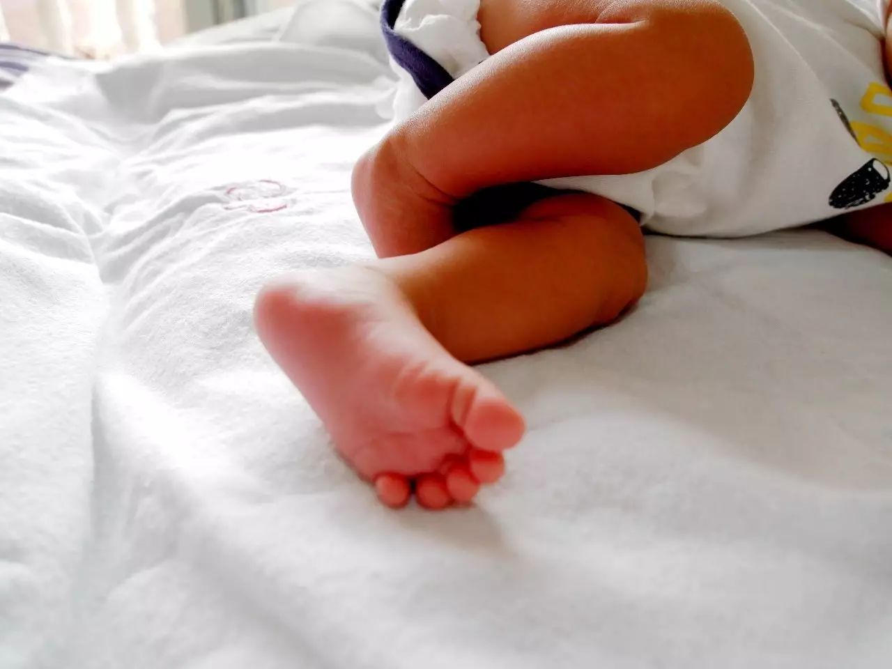 美國(guó)月子怎么去_美國(guó)在月子中心坐月子好嗎_在美國(guó)坐月子護(hù)理