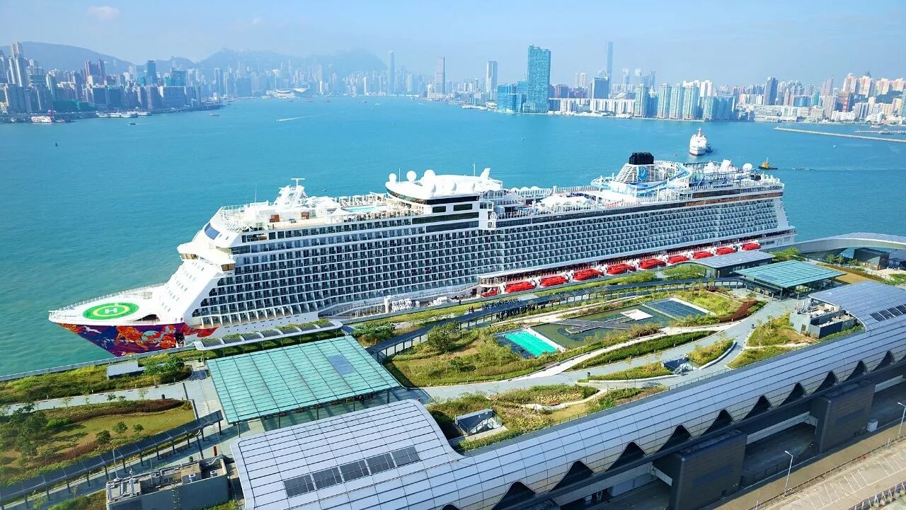 穿越海陆&ldquo;邮&rdquo;你玩,尽享最独特的香港新春!