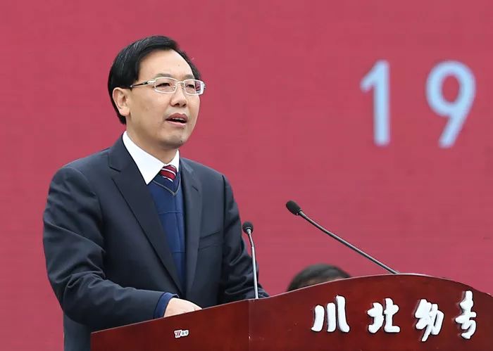 四川省教育厅副厅长张澜涛讲话