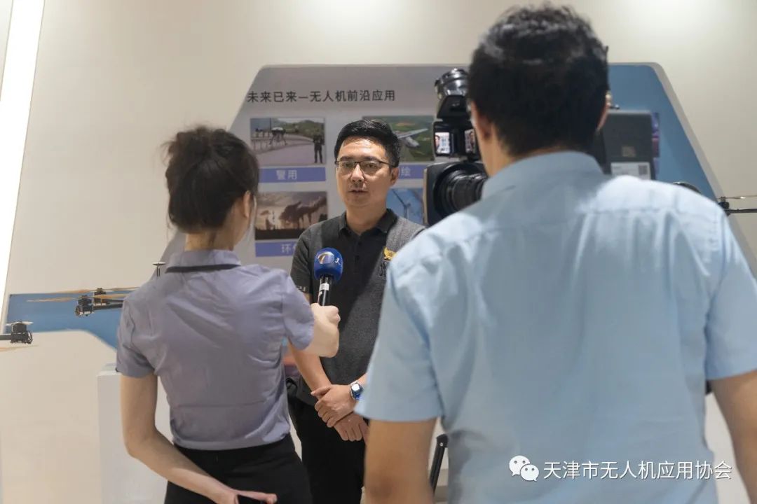 图为本次公益科普活动合影最后,在此特别感谢天津市东丽区电视台记者