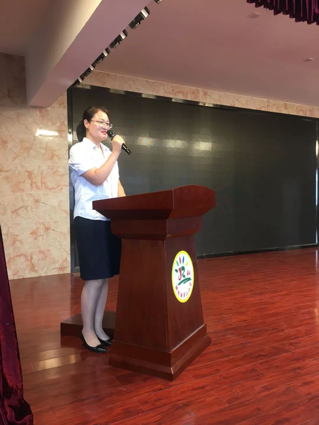 运城市盐湖区2019年“我和我的祖国” 亲子精品研学行总结分享会召开