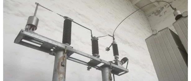 电气百科：4种电网接地系统，接地变、接地电阻、消弧线圈使用场合！