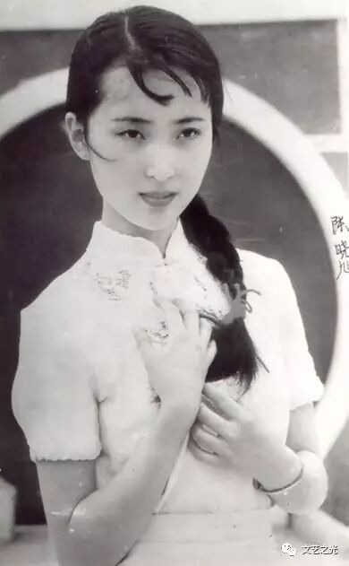 她是这样变成黛玉的 wbr| wbr梦里三年：初出茅庐 wbr梦始