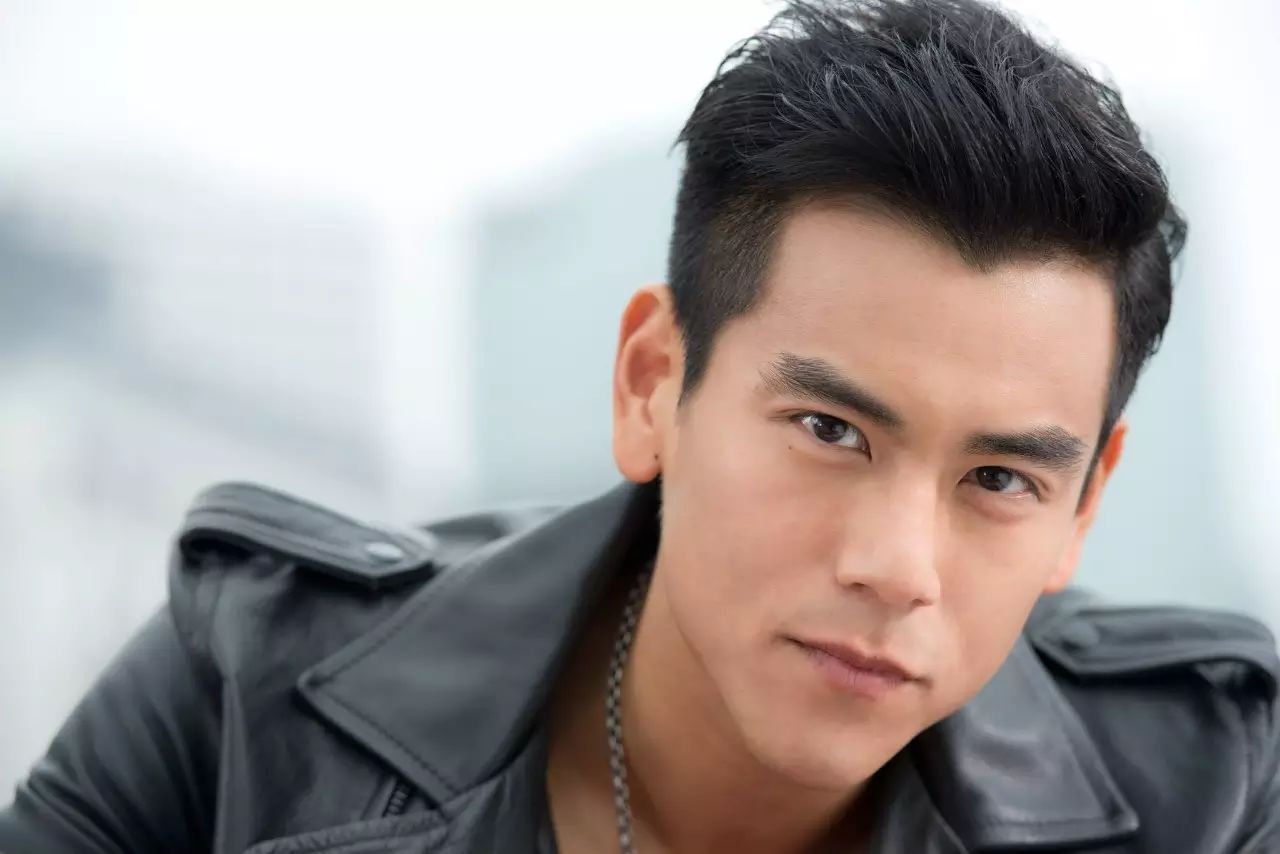 和vivo一起 成为更好的自己 与彭于晏一样,vivo在手机上,几乎每一代