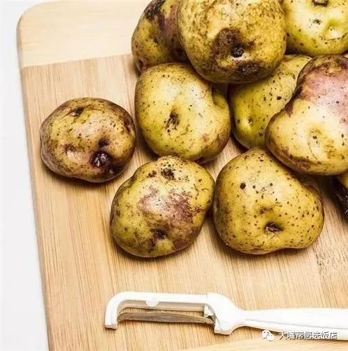 【吃货涨姿势】土豆不能和它一起吃,千万要小心,很多人都不知道!