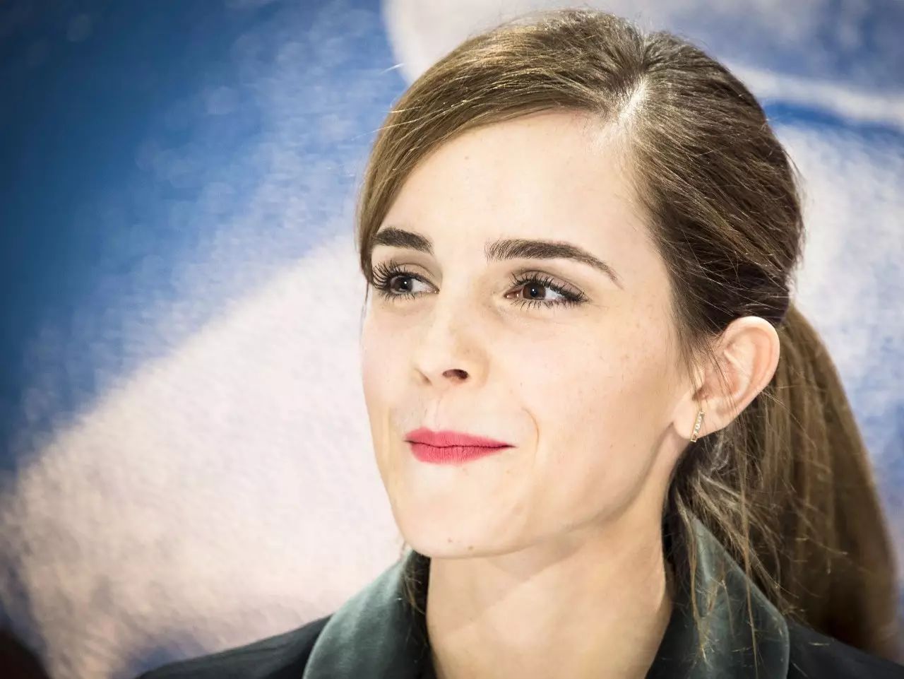 这可能是Emma Watson艾玛·沃特森被黑的最惨的一次,丁日也躺枪