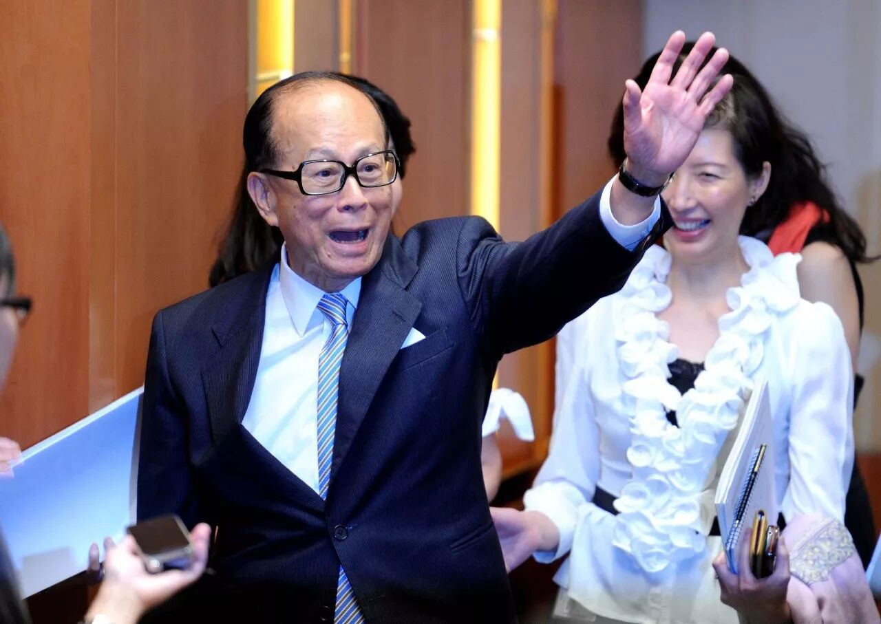 李嘉诚|402亿彻底清仓“跑路”？他的投资逻辑有哪些？ 创业人物 第3张