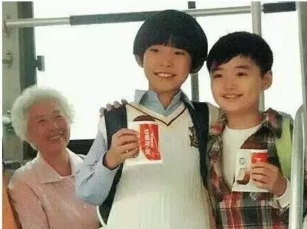 看了暴露年龄系列!当红明星拍得这些经典广告你都看过算我输!