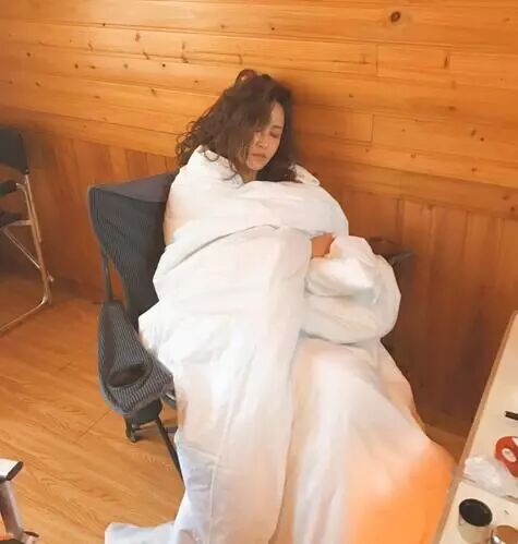 张歆艺指责医生不问情况打止晕针 但真相是…